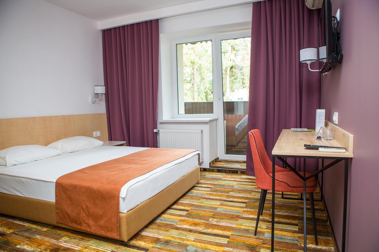 Ukraina Hotel Cherkasy Exterior photo