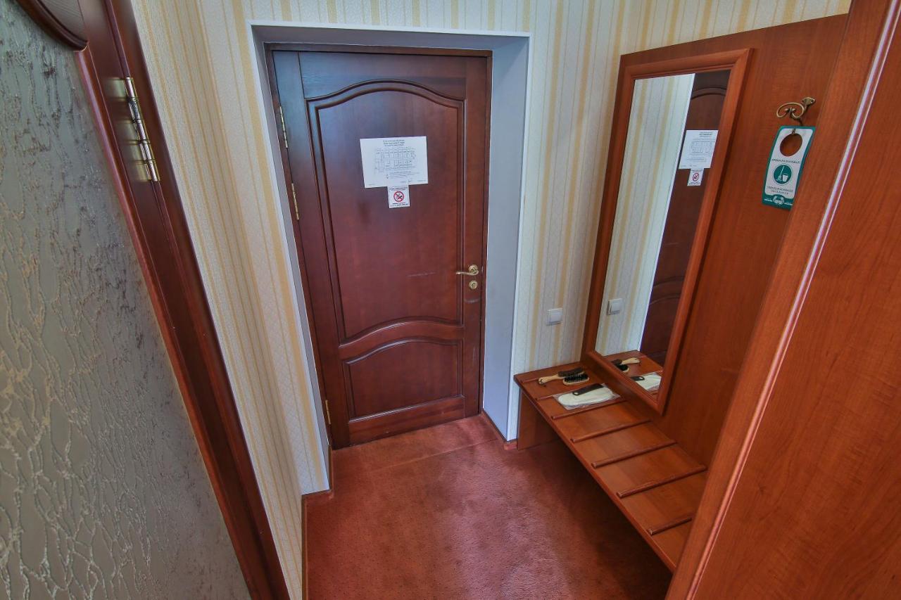 Ukraina Hotel Cherkasy Exterior photo
