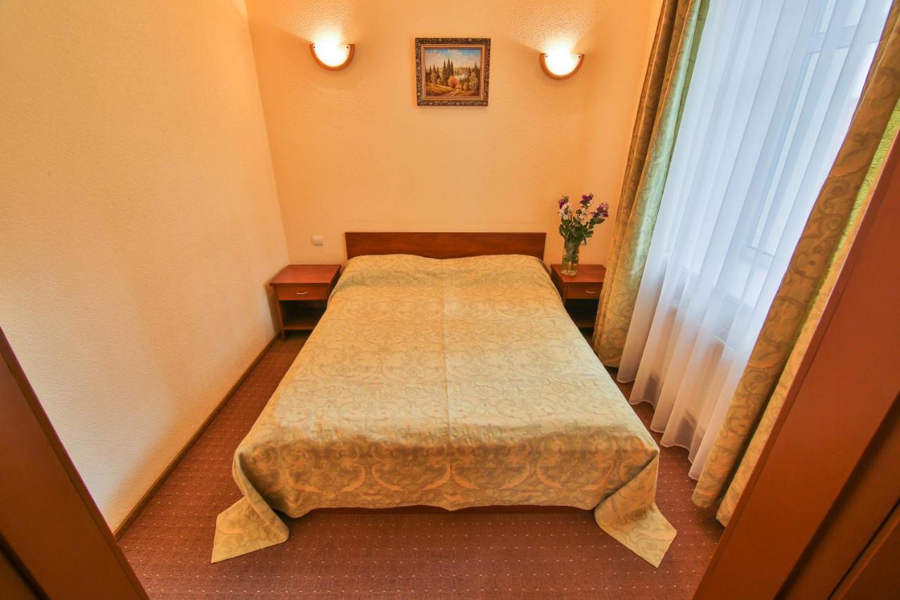 Ukraina Hotel Cherkasy Exterior photo